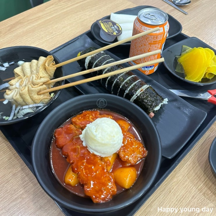  [강남역 떡볶이 맛집] 내돈내산 줄서는 식당 덕자네 방앗간
