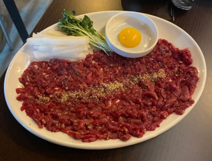  신부동 술집 소집 육회 찐맛집인 감성 술집