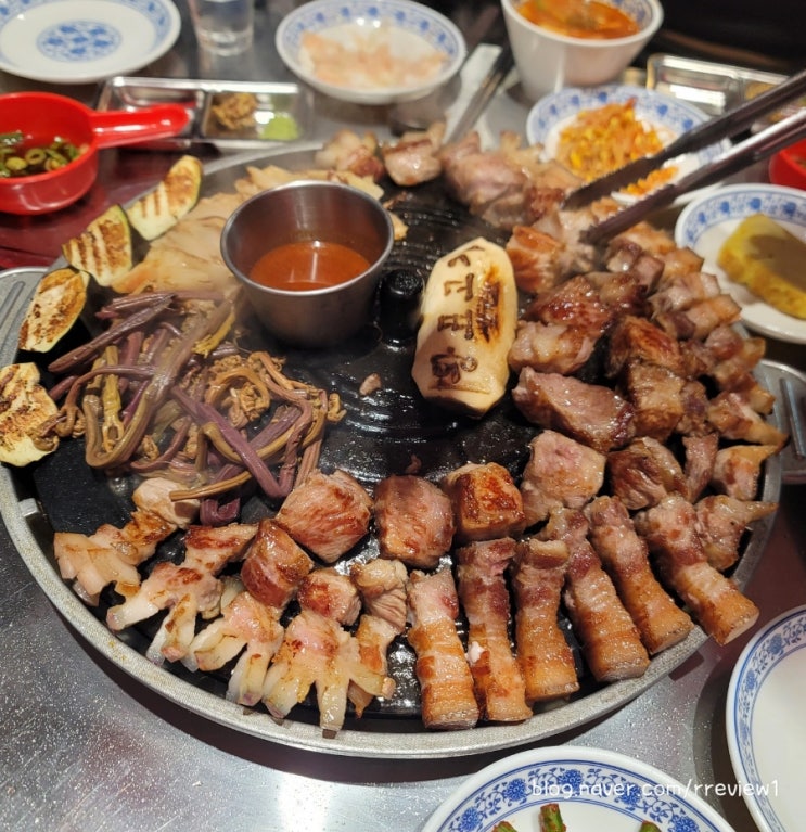  제주 함덕흑돼지 왕표고기!직접 구워주는 함덕 흑돼지 맛집 솔직 후기(가격,메뉴,초벌구이)