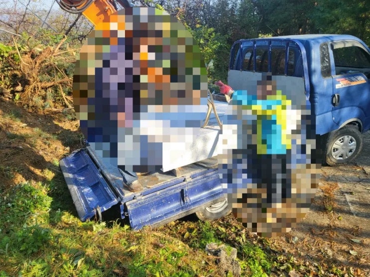  2024년 김천시 대항면 덕전리 사각둘래석 잔디조성 공사 고인돌장의사 #손없는날 #윤달 #벌초 #이하늘장사 #장의사 #이장 #화장 #김천장의사 #구미장의사 #선산장의사