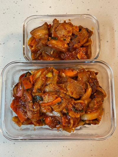  돼지고기 앞다리살 요리 제육볶음 양념 레시피 도시락 반찬 만들기