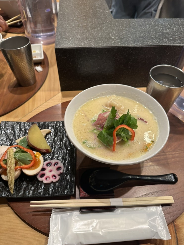  일본 도쿄 긴자역 근처 라멘 맛집 - 카가리 긴자본점