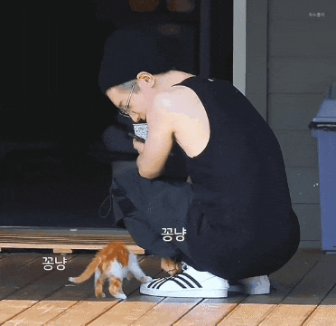 [SEVENTEEN Wonwoo YouTuber/Fanfiction] Game: Giving Churu to the Cat_01