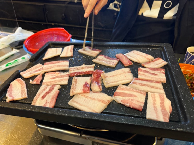  [강남 맛집] 국제수입식당 본점 - 1인분 4,900원 강남 가성비 냉삼 맛집