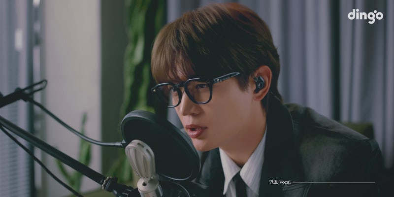SHINee Minho's Eyewear Choices Spark Fashion Trends on Korean Broadcasts