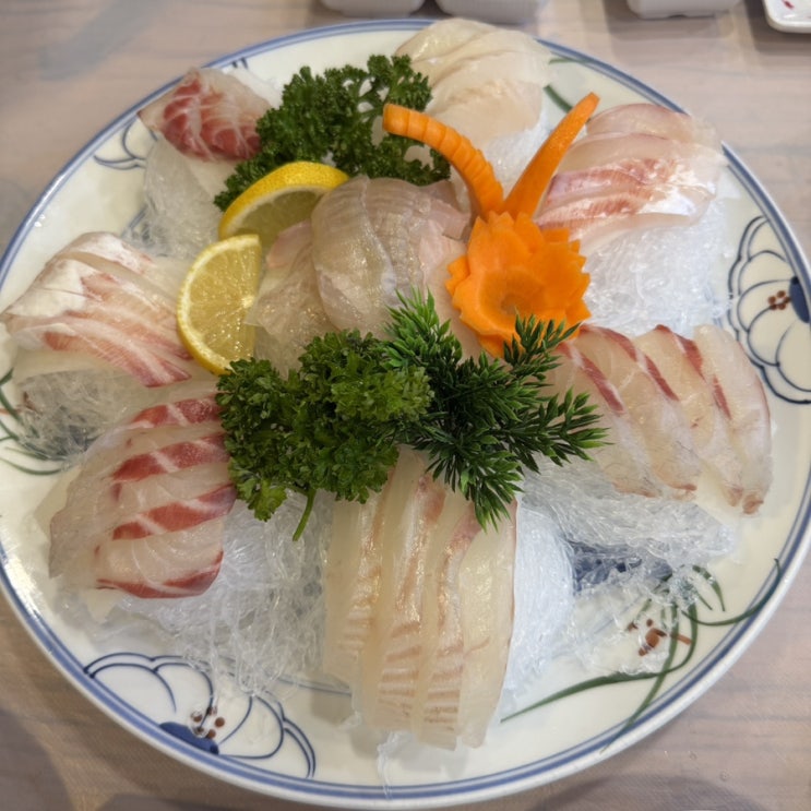  시흥 월곶역맛집 고향회마을 모임 장소로 좋은 오션뷰 횟집 후기