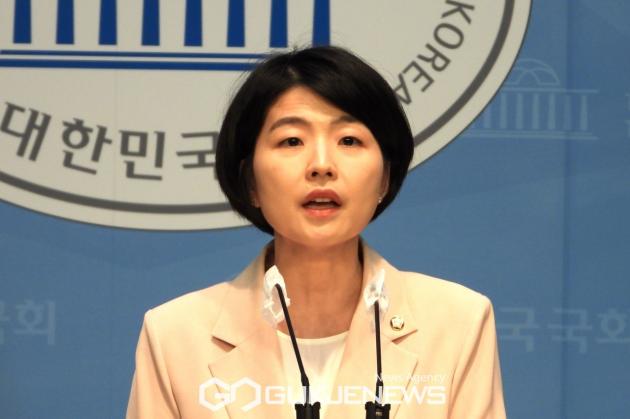국민의힘, 야5당 <b>탄핵</b> 국회<b>의원 연대</b>' 강력 규탄