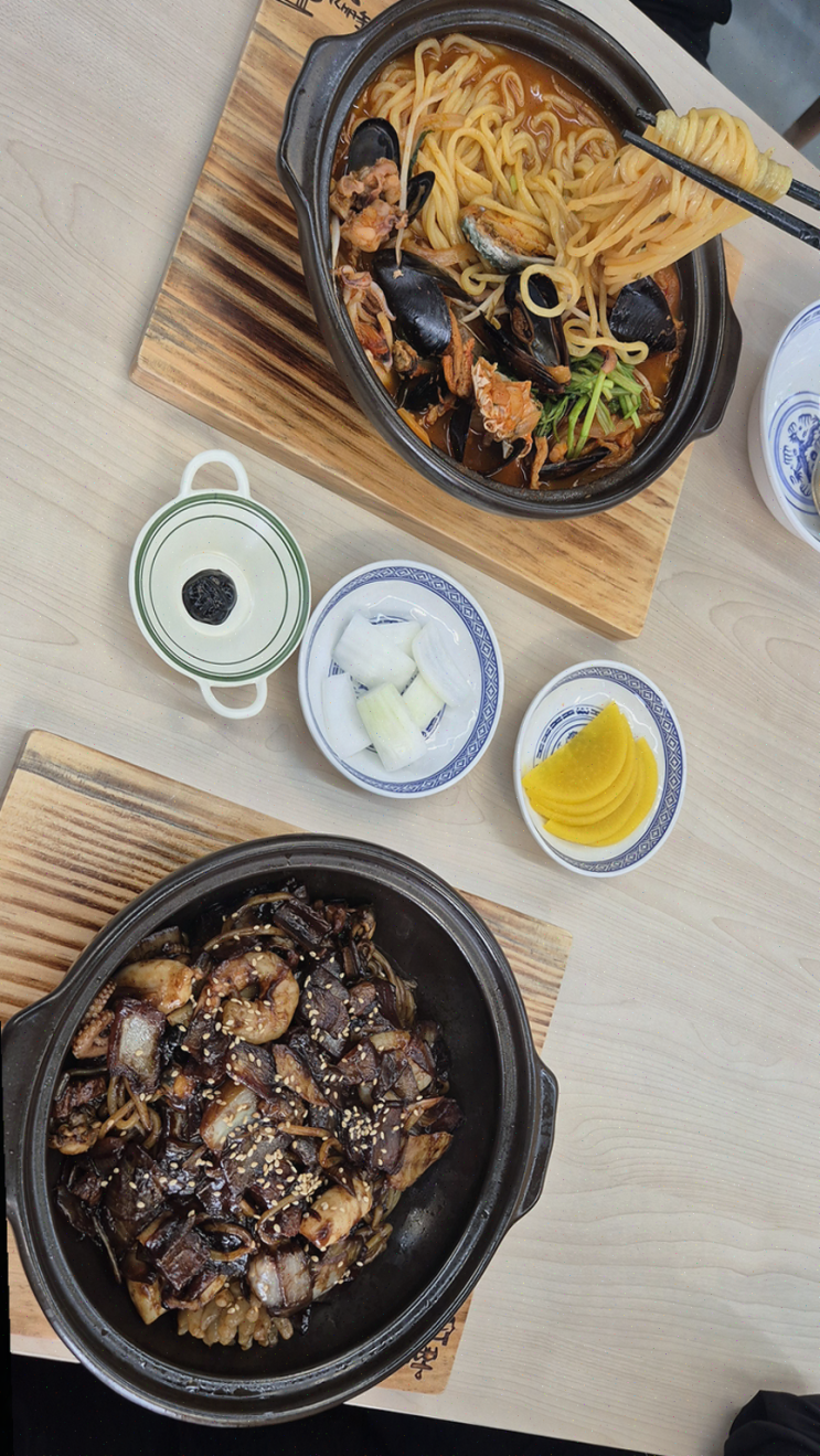  가족과 오랜만의 외식, 역전뚝배기짬뽕에서 짜장면을 꼭 맛보세요!