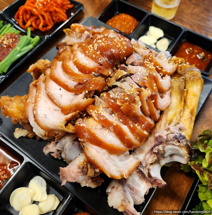  [도봉구/쌍문역] 귀한족발 수유직영점 - 부드럽게 잘 삶아낸 쌍문역 족발 맛집