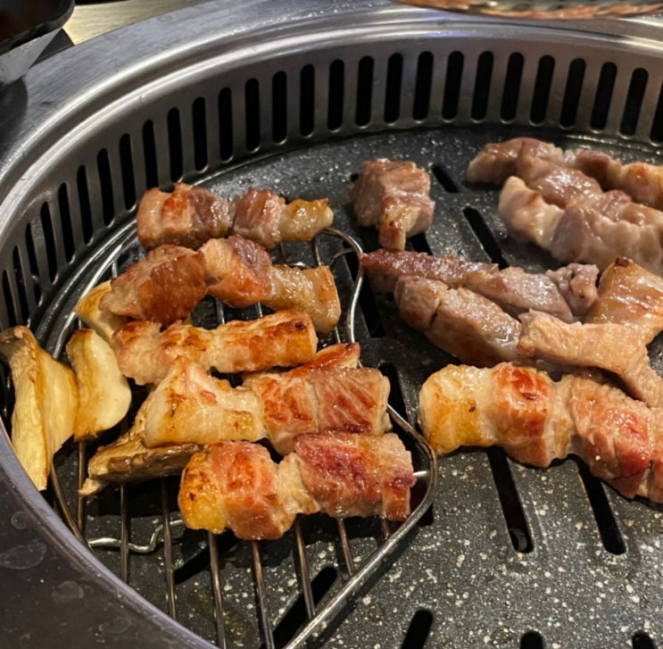  두정동 삼겹살 맛집 더돈 망년회 장소 추천