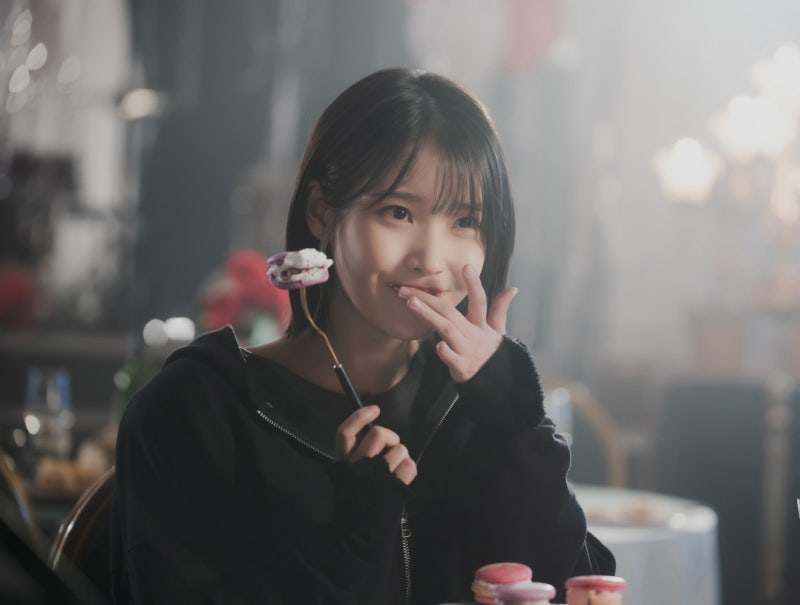 Best 3 Atmospheric IU Songs for Night Listening: Love Wins All / Love Poem / Autumn Morning