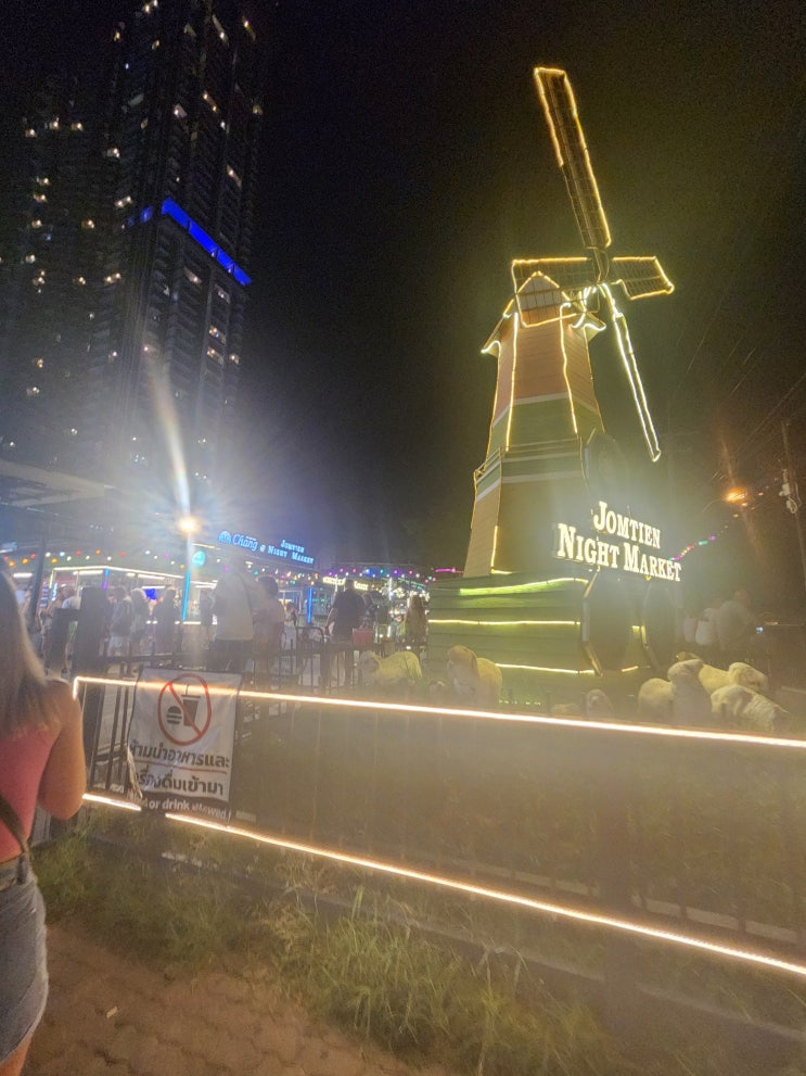  파타야 가볼만한 곳 Jomtien Night Market 좀티엔 야시장