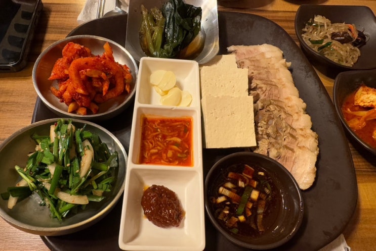  종각역 술집 두부보쌈과 막걸리가 제대로 땡기는 맛집 두림