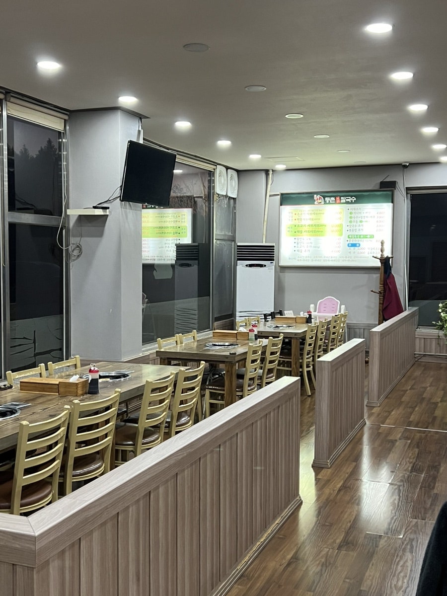 Deungchonsyabeukalguksu Gwangjujeom photo 4