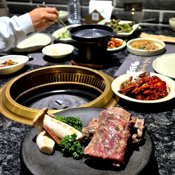  압구정 갈비 3대 전통 소갈비 전문 청담동 맛집 화춘옥