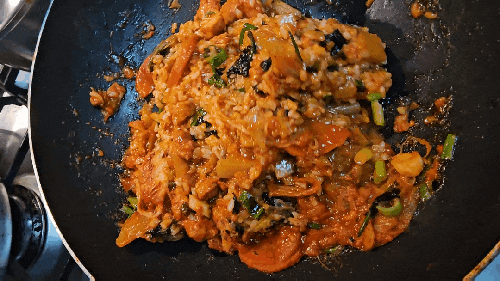  닭갈비 볶은밥 - 닭갈비는 보끈밥의 첫스텝일 뿐이다