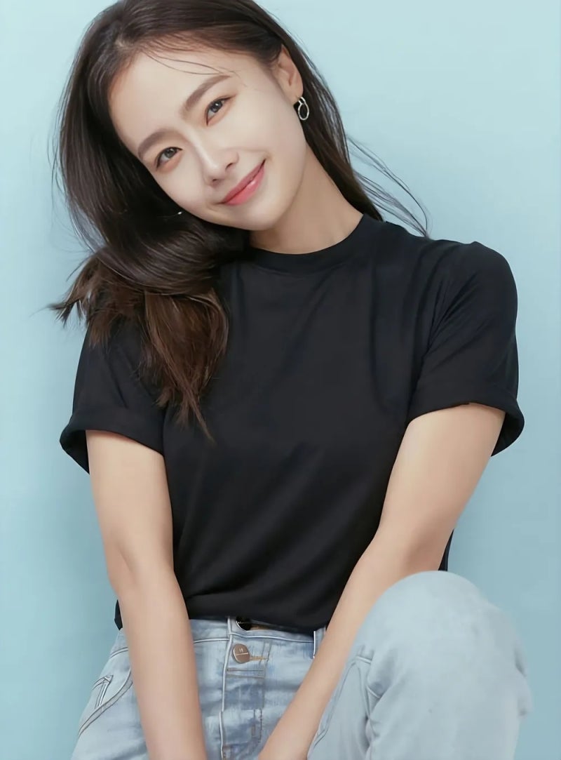 홍수현의 출연을 상상하며 만들어 보는 캐릭터