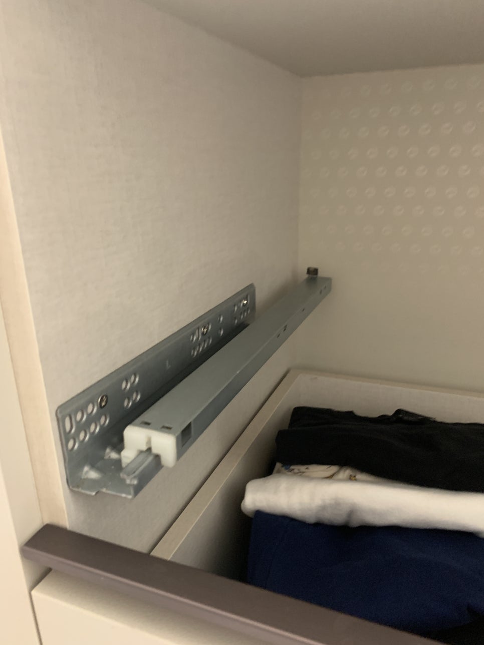 화장대서랍장 레일수리 헤펠레댐핑언더레일교체