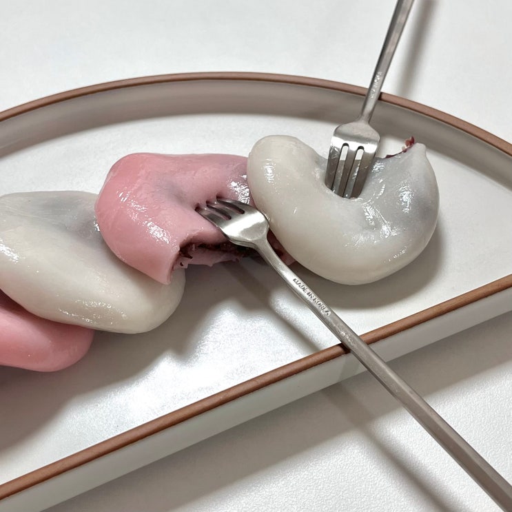  [분당/수내]달지않은 맛있는 흑임자 떡 김범신떡오색함