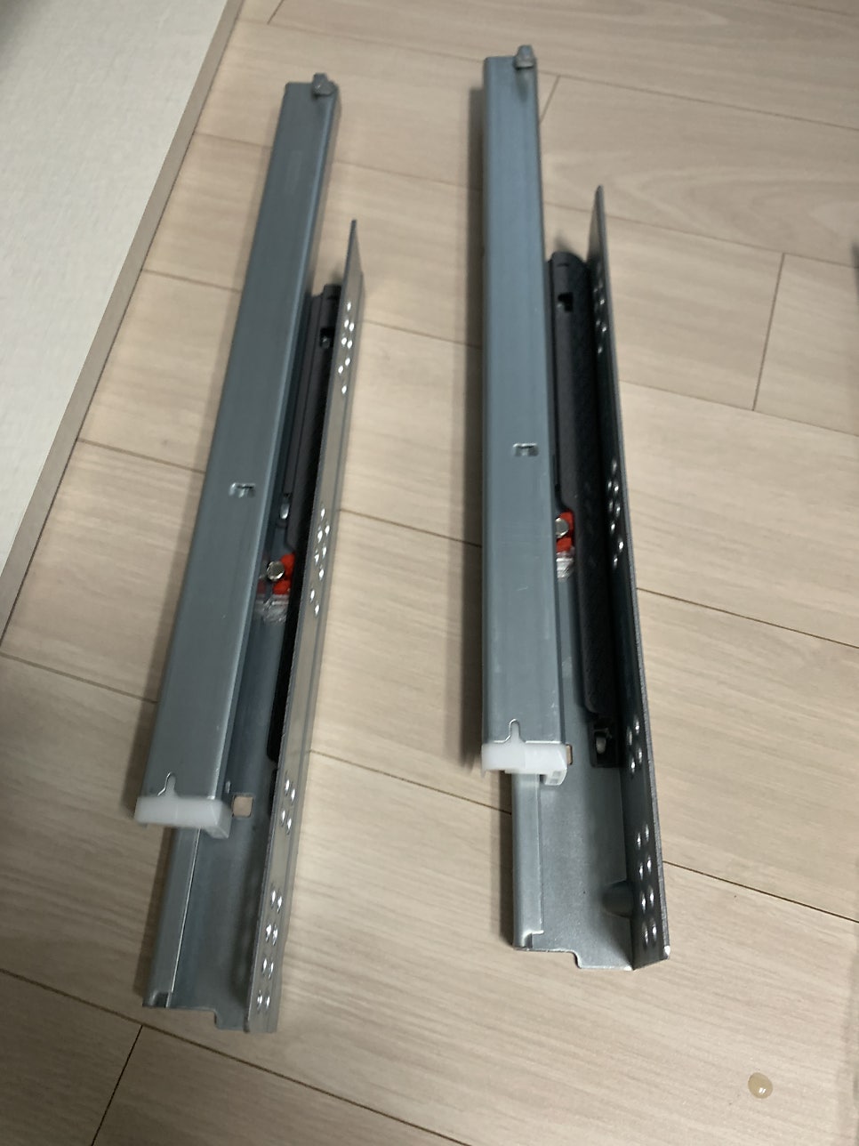 화장대서랍장 레일수리 헤펠레댐핑언더레일교체