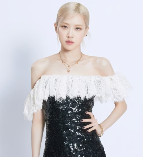 <b>로제</b>(ROSE)가 '<b>유 퀴즈</b> 온 더 블럭'(이하 '<b>유퀴즈</b>')에 뜬다.