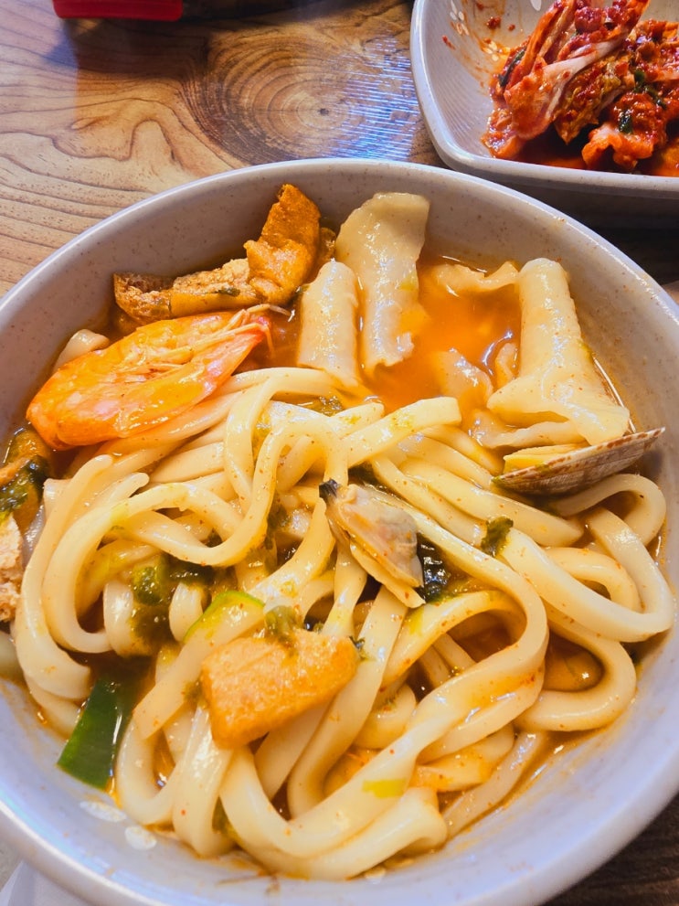  화담숲 주변 맛집 곤지암 팔당원조칼제비보쌈 곤지암 본점 내돈내산