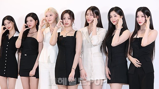 <b>베이비몬스터</b>, 앨범 누적 판매량 153만 ↑.. 공식 <b>데뷔</b> 8개월만... 