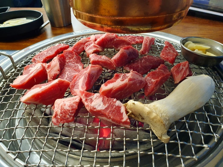  모란역 신상 맛집 고기집 육집 참숯 소갈비살 푸짐해