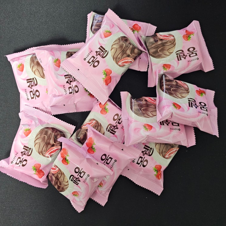 롯데 몽쉘 생크림 케이크 딸기 후기 롯데 몽쉘 생크림 케이크 딸기 후기