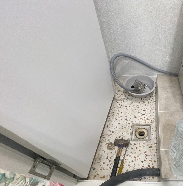  안양 아파트 세탁실 천장 누수 원인 대부분 이것 때문에?