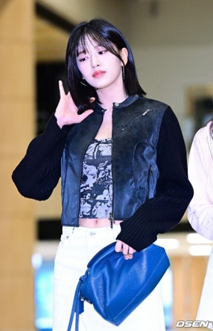 안유진 코트 여자코트 여자패션 더현대 대구 트리밍버드 팝업