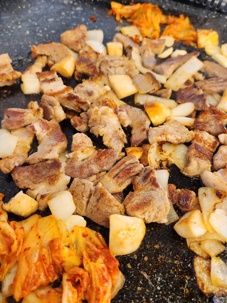  전주 호성동 맛집 [서일정육식당] 가성비 좋은 구워주는 고기집 돌판구이 삼겹살 맛집 추천