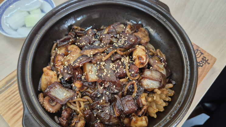  중식 뷔페 대신 역전뚝배기짬뽕의 맛을 경험하고 쾌적한 분위기에 반하다