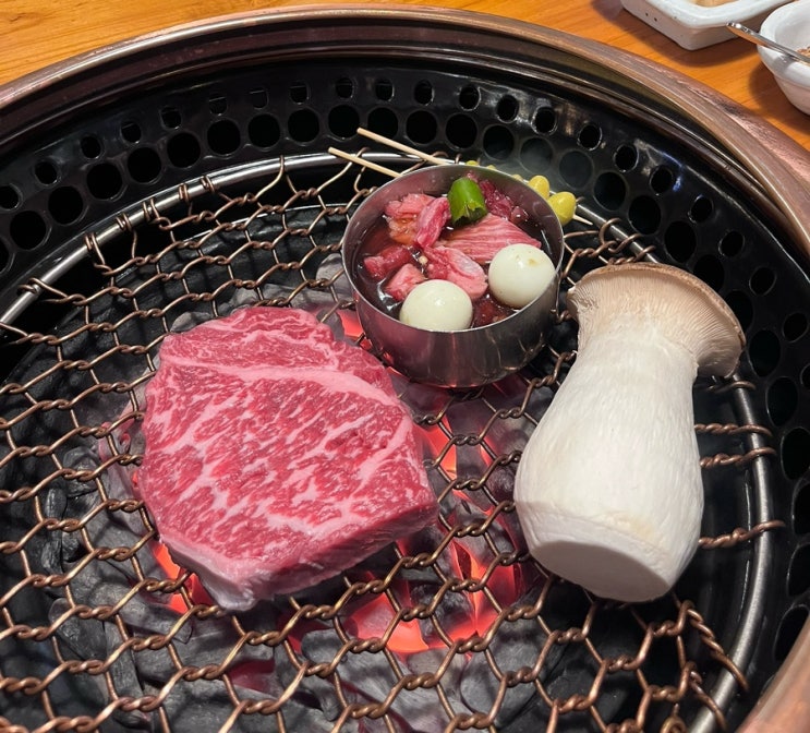  가양역맛집 월정떼루아 | 등촌역 맛집 | 한우구이 + 간장게장 + 아구찜까지 연말모임  콜키지 프리