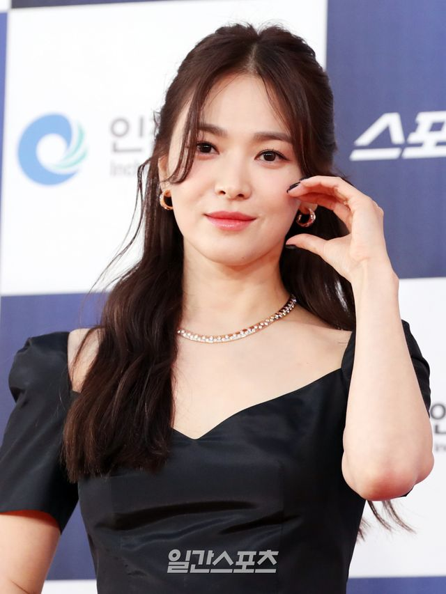 <b>송혜교</b>, 서경덕 교수와 <b>독립운동가 김마리아</b> 알린다