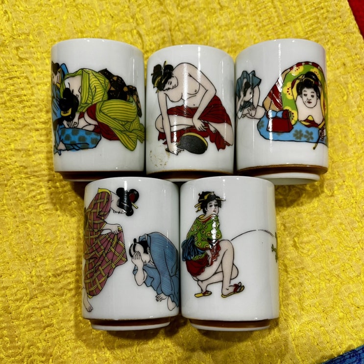  야한 일본 술잔 감상