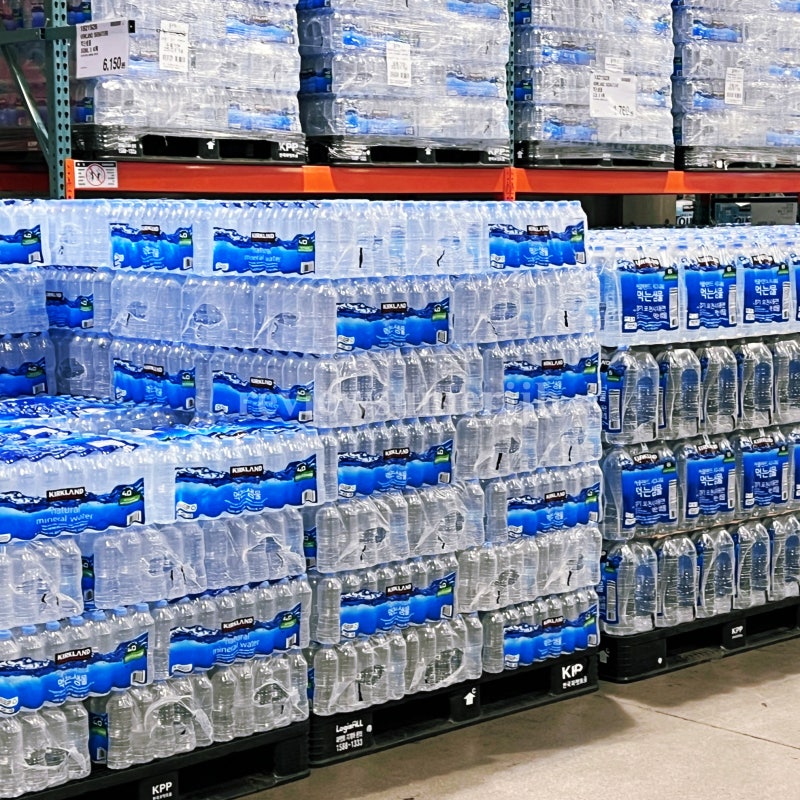 코스트코 생수 가격 커클랜드 먹는샘물 미네랄 2L 500ml 풀무원 퓨어워터 330ml 권장섭취량