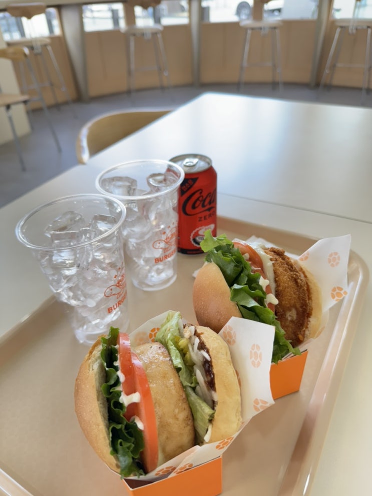  논현동 강남구청역 근처 맛집 프리미엄 씨푸드 버거가 인상적인 버거요 강남본점