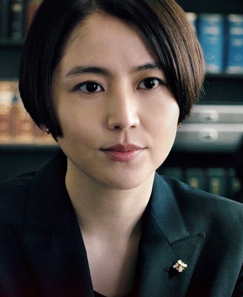 영화 로스트 케어 결말 정보 42명 노인 살해한 요양보호사