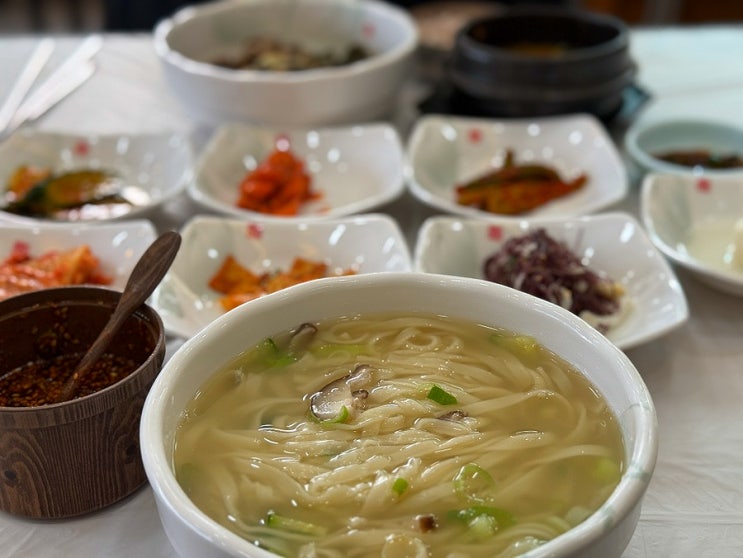  포항 내연산 보경사 비빔밥과 뜨끈한 칼국수 맛집 부원식당