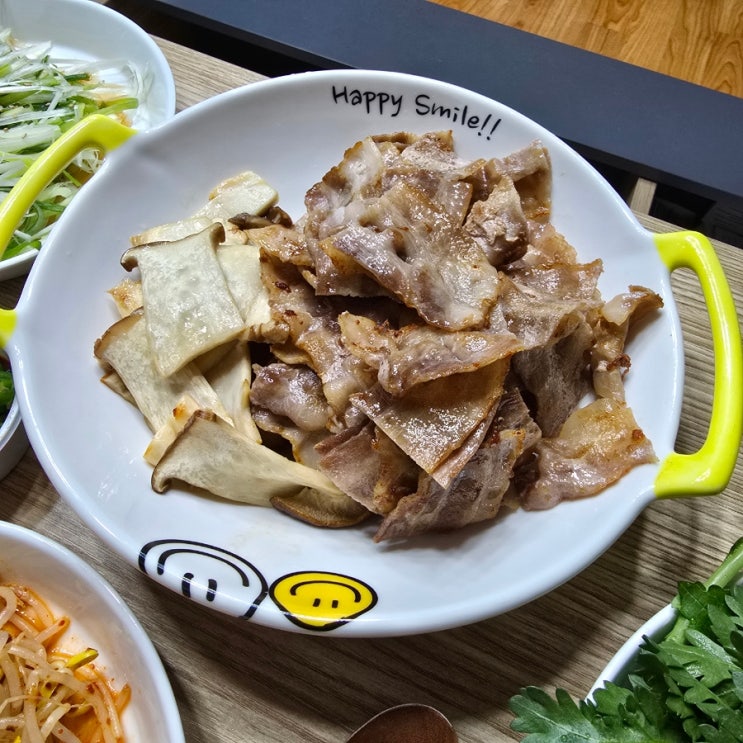 프리미엄한돈 냉동대패삼겹살 더한우플러스