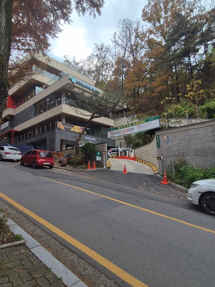 대전 대형카페 보문산 근처 핫플 멜뷰에서 느긋한 한때- 커피와 빵의 향연! 대전 대형카페 보문산 근처 핫플 멜뷰에서 느긋한 한때- 커피와 빵의 향연!