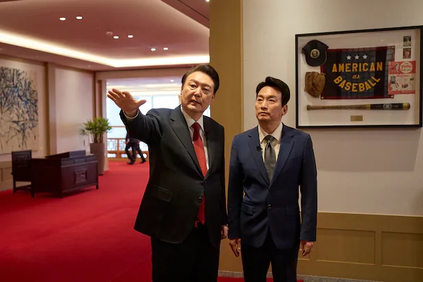 <b>박장범</b> 마이너스손? KBS 사장 <b>후보자</b>, 재산 23억 신고... 
