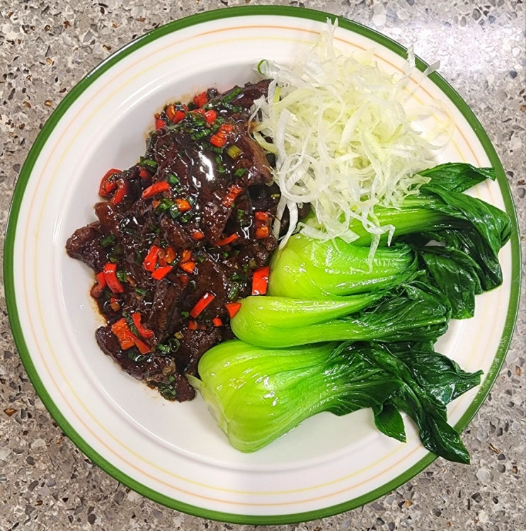  춘장소고기찜 (춘소찜) 레시피 - 춘장을 이용한 소고기 요리 만드는 법