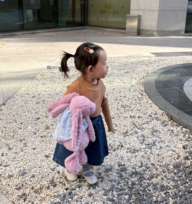 여아 남아 보세 아기옷 소예키즈 24가을 스웨이티 카멜베이지 데님팜큐롯 팬츠 착샷 후기 아....
