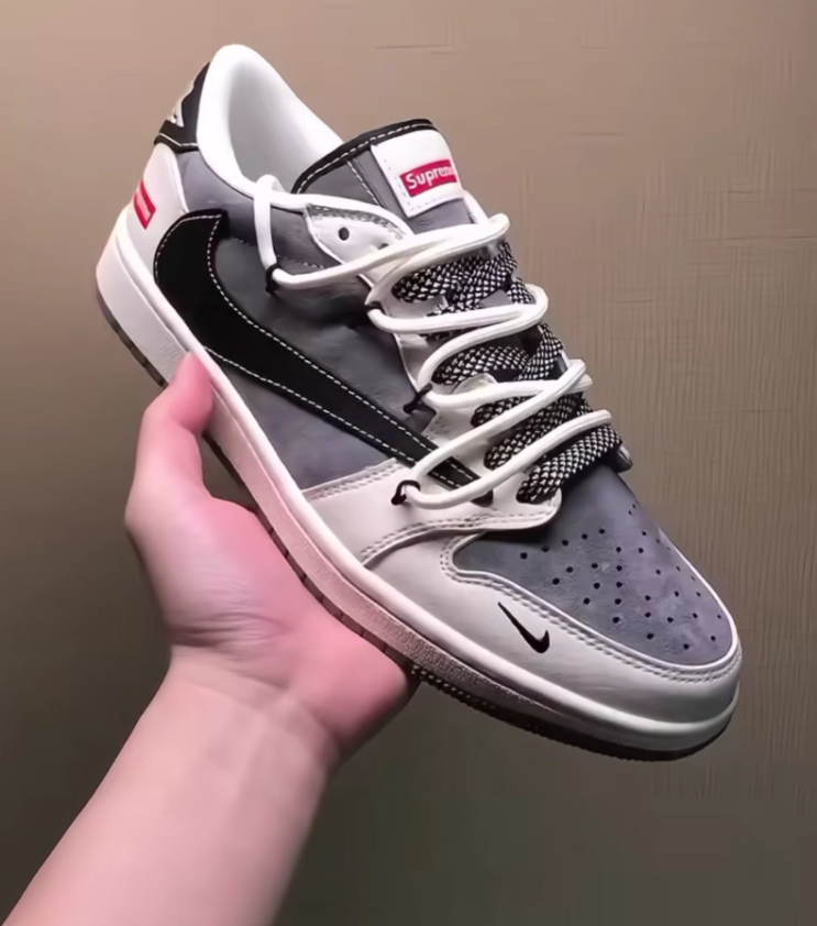  슈프림X트래비스 스캇X나이키 에어조던 1 혼종 탄생_SUPREME X TRAVIS SCOTT X NIKE AIR JORDAN 1 LOW 출시 예정