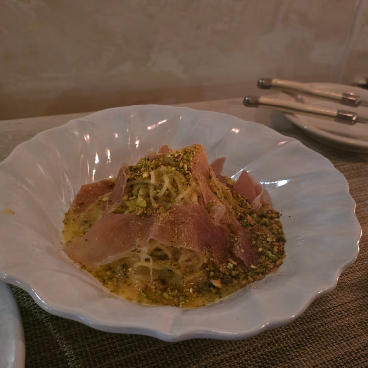  강남 신사동 와인바 가로수길 데이트 피키오 소개팅 추천 재방문