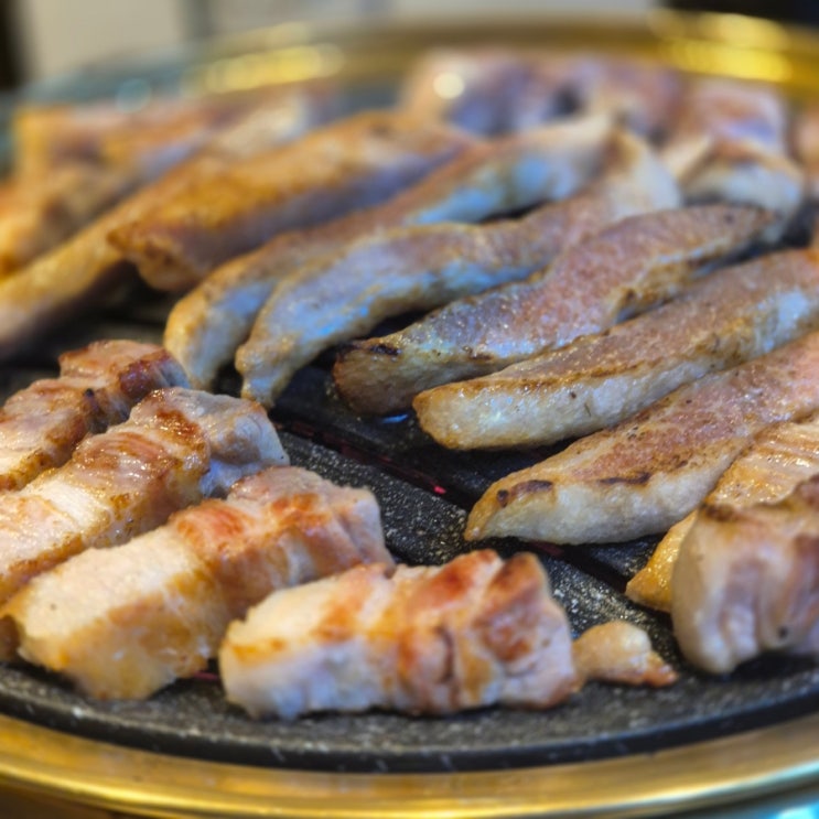  논현역 맛집, 논현역 점심 & 회식 장소 꼰대김부장고기집!