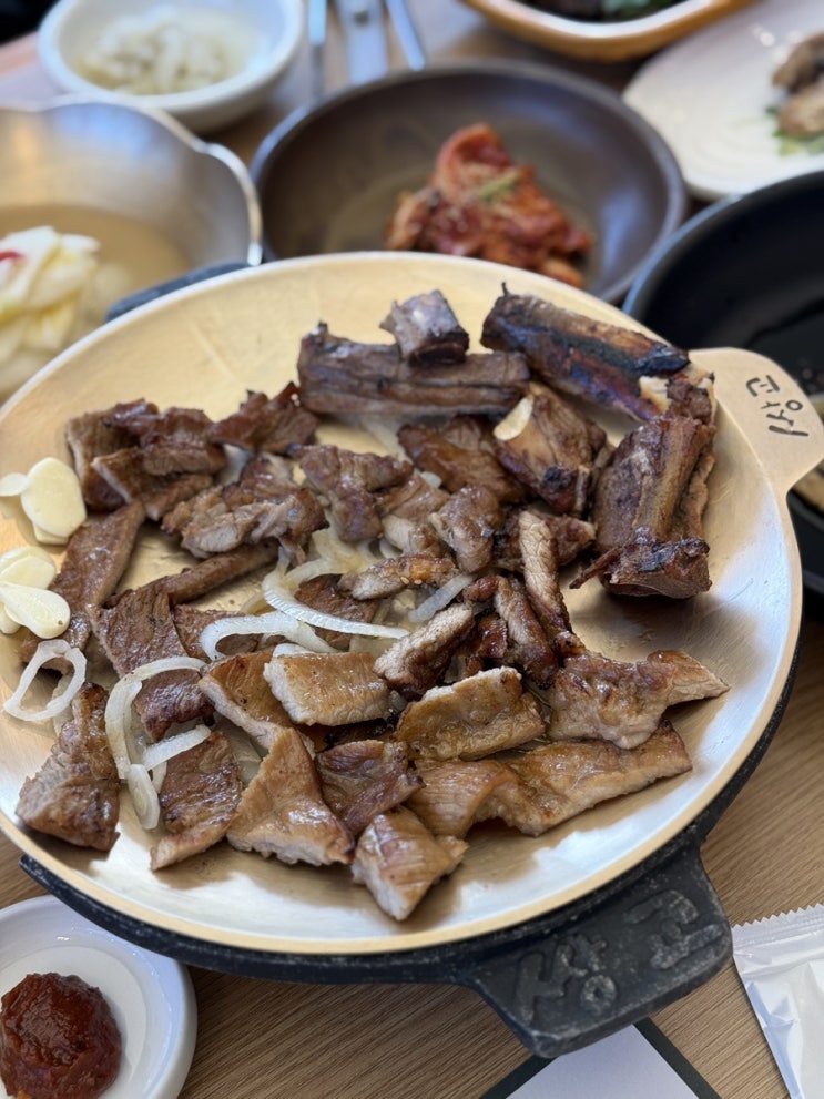  아산 은행나무길 맛집 쌍교숯불갈비 아산점 구워서나오는 갈비, 들깨수제비 너무 맛있어