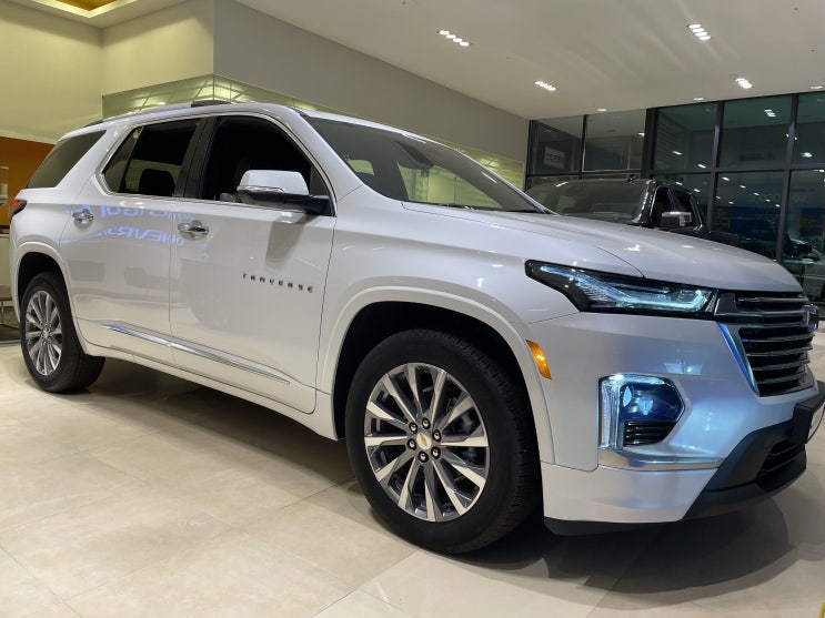  쉐보레 트래버스 프리미어 VS 레드라인 차이 비교 정보 포토 모의견적(7인승SUV, 할인, 견적, 상담)